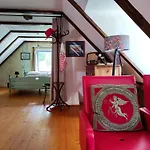Henye Vintage A Kali-medenceben * Balatonhenye