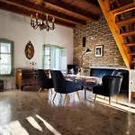 Apartment Henye Vintage A Kali-medenceben