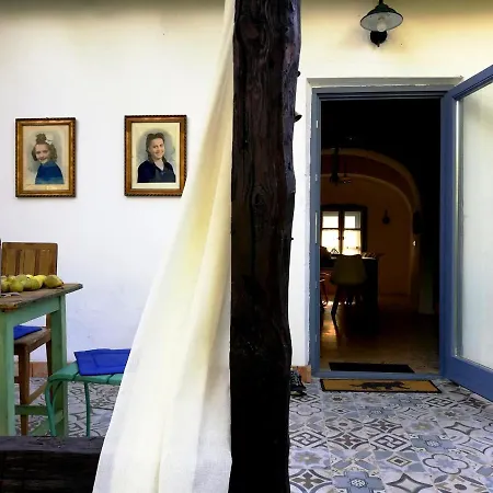 Apartment Henye Vintage A Kali-medenceben