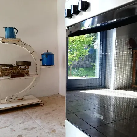 Henye Vintage A Kali-medenceben