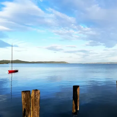 Henye Vintage A Kali-medenceben Balatonhenye