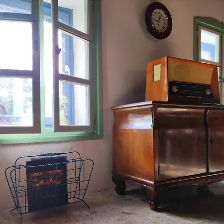 Henye Vintage A Kali-medenceben