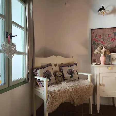 Henye Vintage A Káli-medencében Balatonhenye