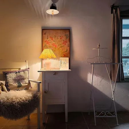 Henye Vintage A Kali-medenceben * Balatonhenye