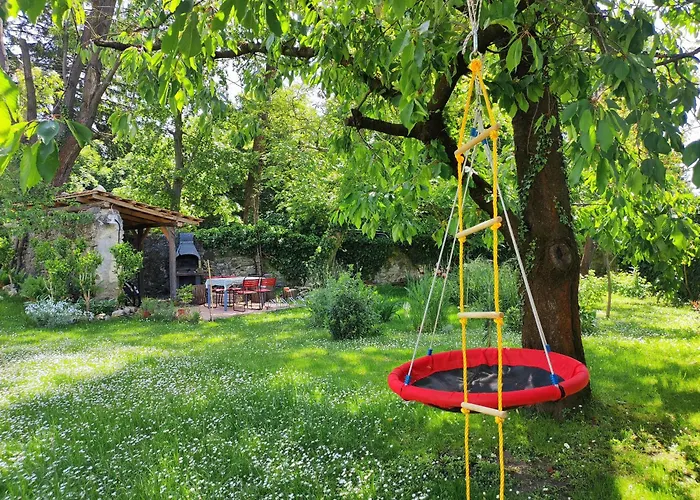 Henye Vintage A Kali-medenceben