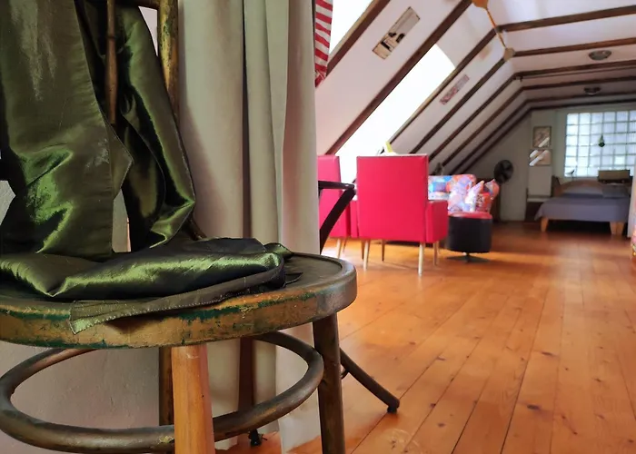 Henye Vintage A Kali-medenceben Apartment