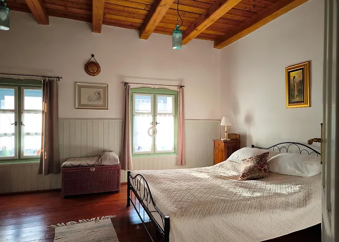 Henye Vintage A Kali-medenceben Apartmán